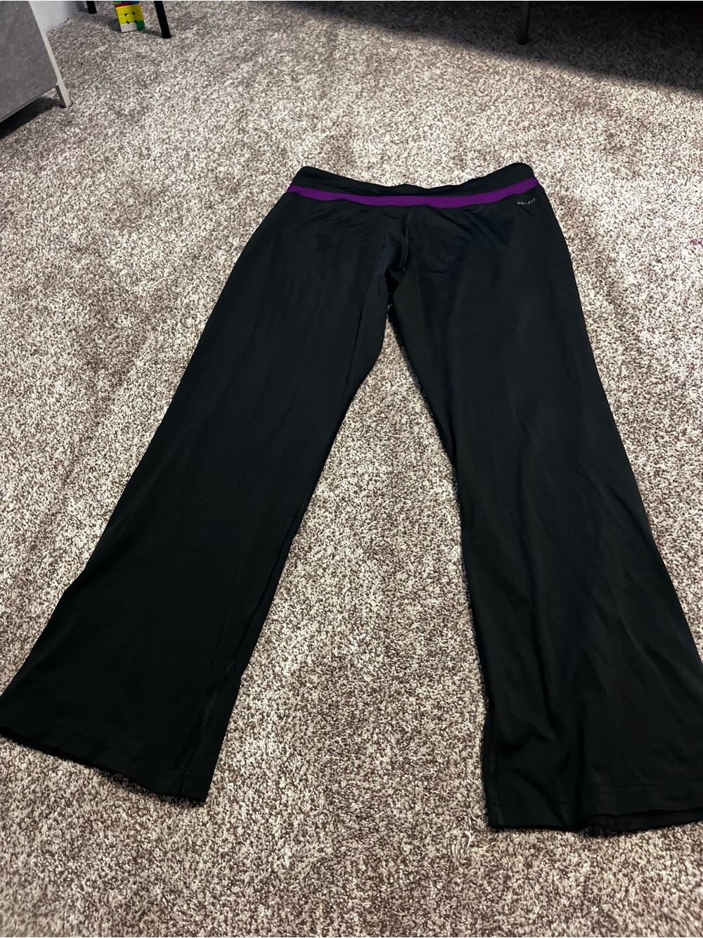 Nike Dri-FIT Yoga Pants Women’s Large Black Purple Wide Leg Athletic Workout - Picture 8 of 9